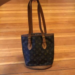 Louis Vuitton Bucket PM